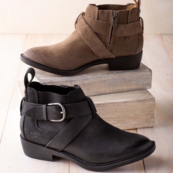 UGG Wylma Black Oiled Leather Moto Booties 1113422 Buckle Western Ankle Boots 7 - Picture 6 of 14